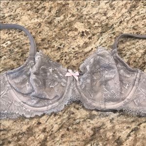 32DD Victoria Secret Bra